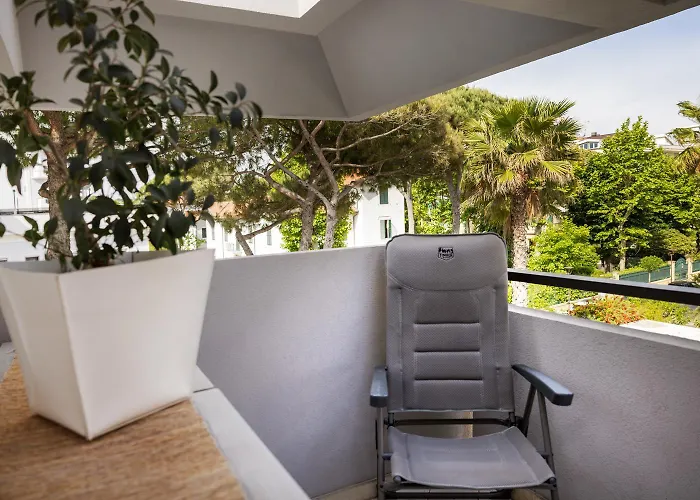 Carinzia Sea View 1982- Riviera Collection *