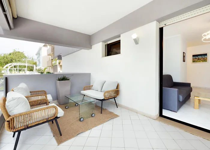 Carinzia Sea View 1982- Riviera Collection * Riccione