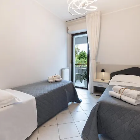 Appartement Carinzia - Solo Il Mare Davanti Dal 1982 Riccione