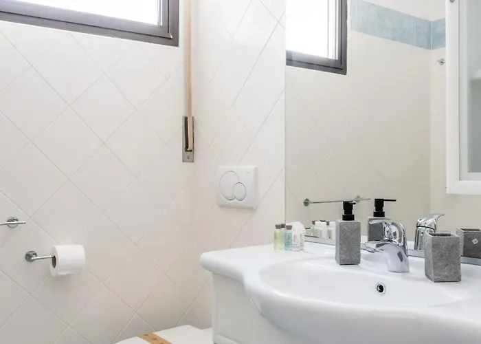 Apartamento Carinzia Sea View 1982- Riviera Collection