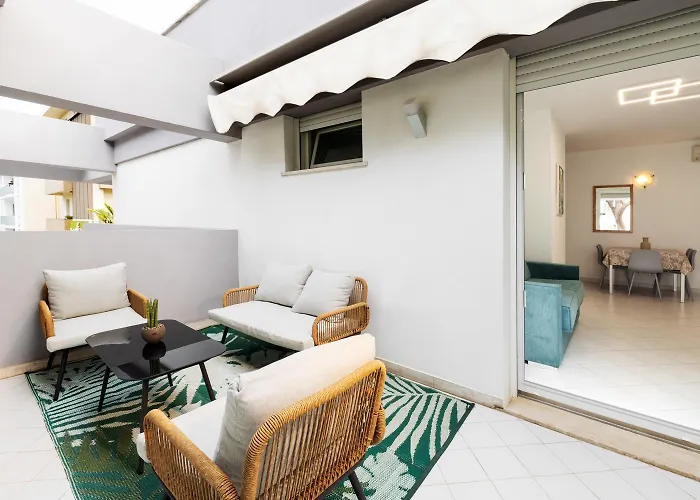 Carinzia Sea View 1982- Riviera Collection